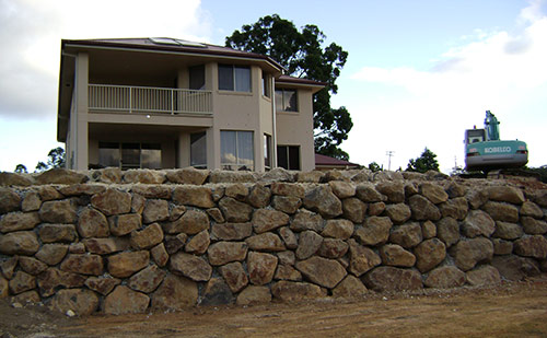 Boulder rock wall